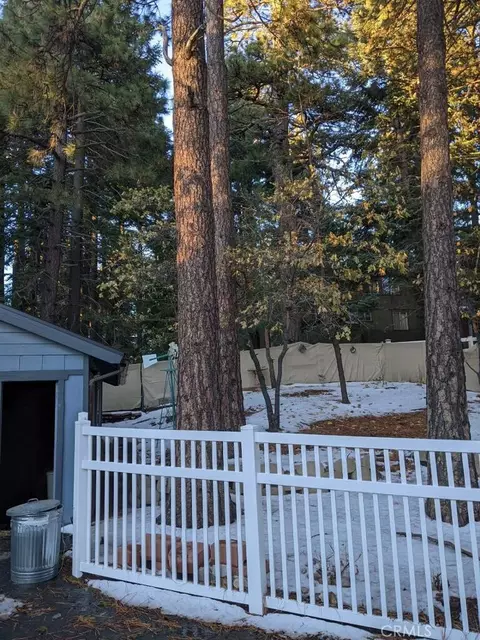 31434 Circle View Dr, Running Springs, CA 92382 photo 9
