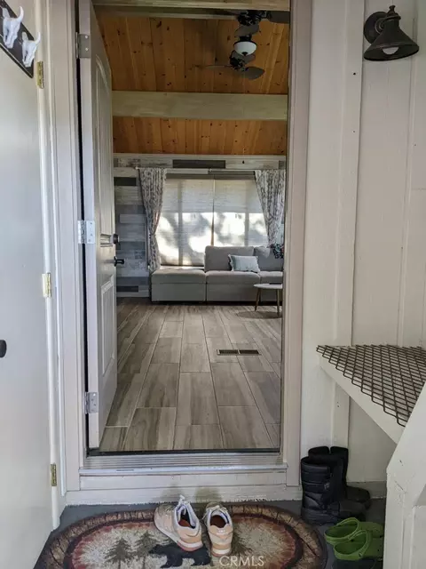 31434 Circle View Dr, Running Springs, CA 92382 photo 7