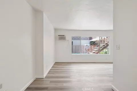 Living - 6535 Fulton, Van Nuys, CA 91401 photo 5 of 7