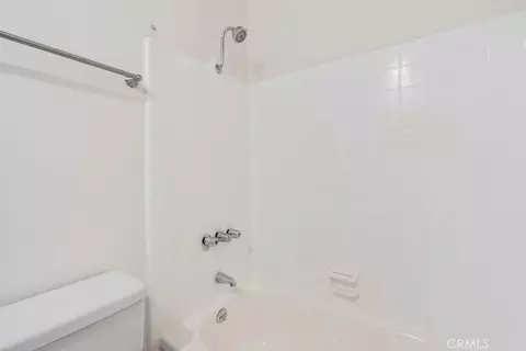 Bath - 6535 Fulton, Van Nuys, CA 91401 photo 3 of 3