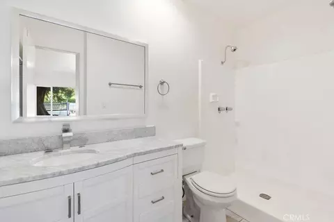 Bath - 6535 Fulton, Van Nuys, CA 91401 photo 1 of 3