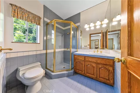 Bath - 625 Estrella Ave, Arcadia, CA 91007 photo 7 of 9