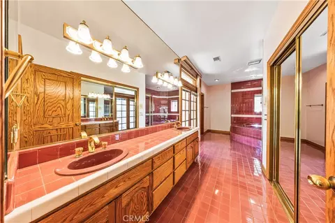 Bath - 625 Estrella Ave, Arcadia, CA 91007 photo 3 of 9