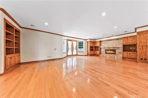 Living - 625 Estrella Ave, Arcadia, CA 91007 photo 6 of 11
