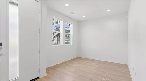 Entry Way - 143 Fable, Irvine, CA 92618 photo 3 of 7