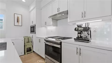 Kitchen - 143 Fable, Irvine, CA 92618 photo 2 of 2