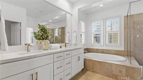 Bath - 8 Bodega Bay, Irvine, CA 92602 photo 2 of 3