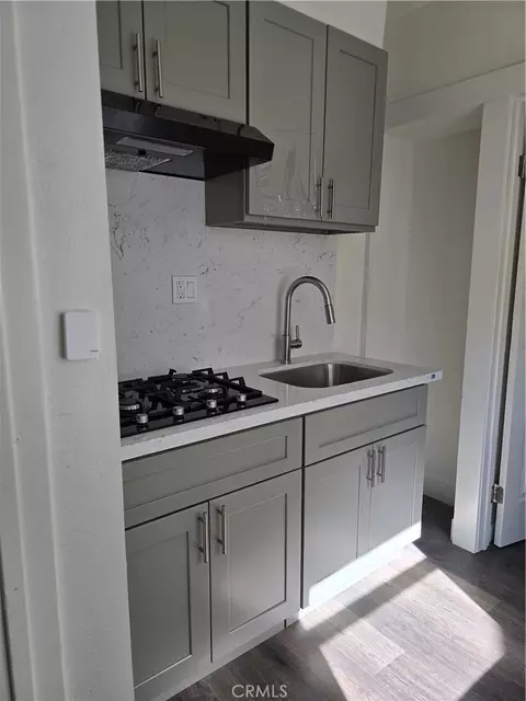 Kitchen - 515 E Pasadena St, Pomona, CA 91767 photo 1 of 1