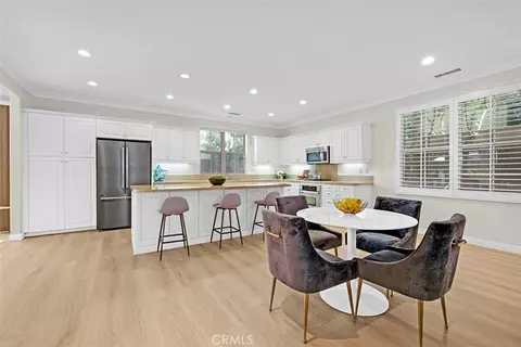 Dining - 231 Mantle, Irvine, CA 92618 photo 1 of 2