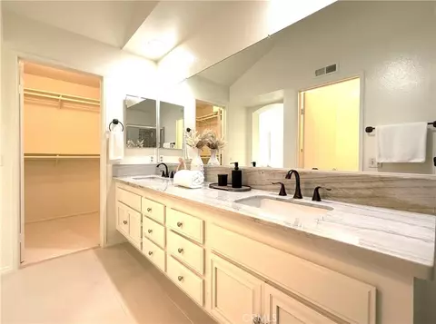 Bath - 56 Christamon S, Irvine, CA 92620 photo 2 of 4