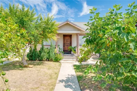 Exterior - 3733 Blanche St, Pasadena, CA 91107 photo 4 of 10