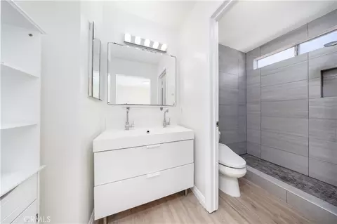 Bath - 84 Clearbrook #37, Irvine, CA 92614 photo 1 of 2