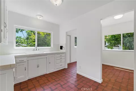 Kitchen - 3816 E Grn, Pasadena, CA 91107 photo 1 of 2