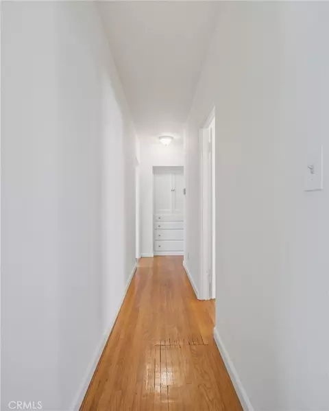Entry Way - 3816 E Grn, Pasadena, CA 91107 photo 4 of 5