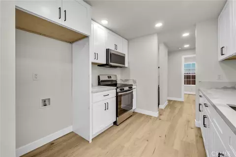 Entry Way - 116 N Cornell, Fullerton, CA 92831 photo 3 of 10