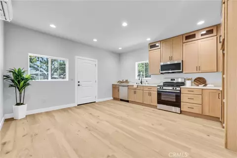Entry Way - 116 N Cornell, Fullerton, CA 92831 photo 7 of 10