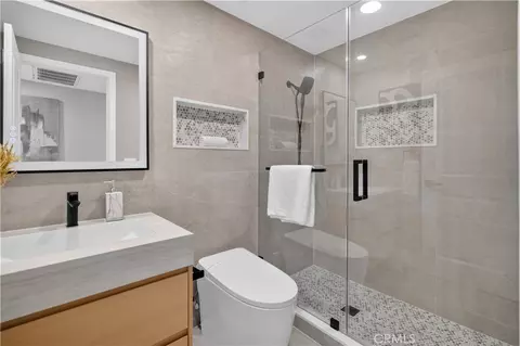 Bath - 5065 Marshburn, Arcadia, CA 91006 photo 3 of 5
