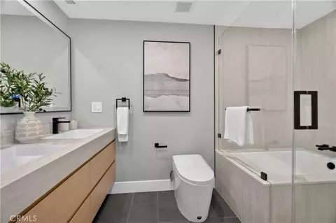 Bath - 5065 Marshburn, Arcadia, CA 91006 photo 2 of 5