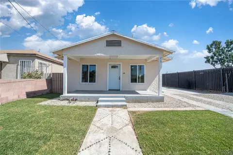 Exterior - 215 Elm St, Compton, CA 90220 photo 2 of 3