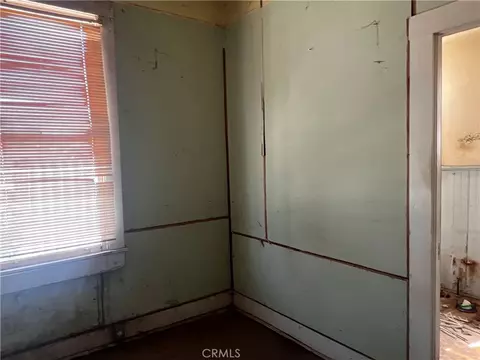 Bedroom - 421 Palm Way, Needles, CA 92363 photo 5 of 7
