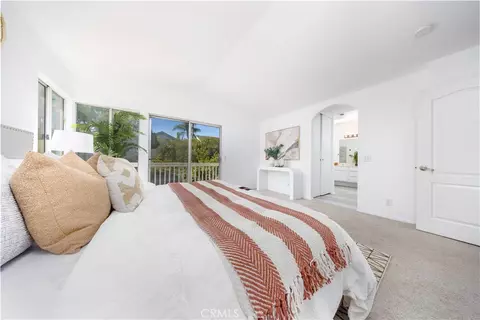 Bedroom - 2112 Mammoth, Corona, CA 92879 photo 4 of 6