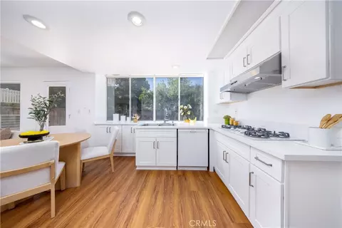 Kitchen - 2112 Mammoth, Corona, CA 92879 photo 2 of 2