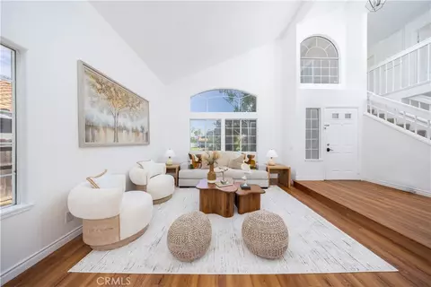 Living - 2112 Mammoth, Corona, CA 92879 photo 2 of 6