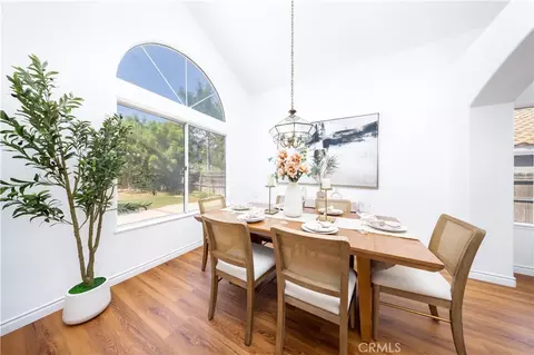Dining - 2112 Mammoth, Corona, CA 92879 photo 2 of 2