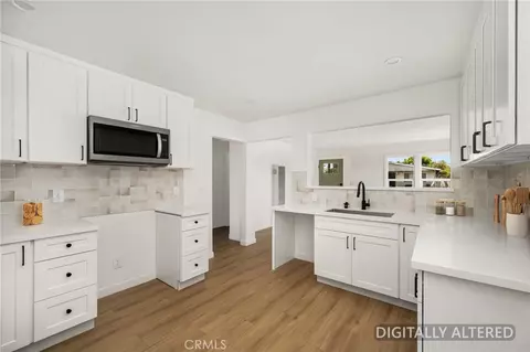 Kitchen - 1000 W 131st, Compton, CA 90222 photo 3 of 6