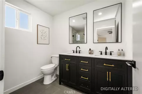 Bath - 1000 W 131st, Compton, CA 90222 photo 1 of 4