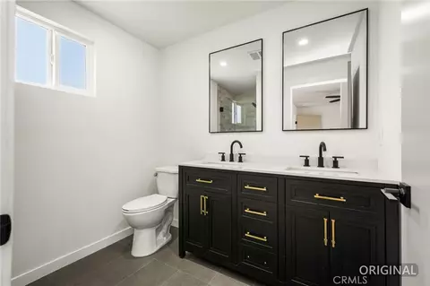 Bath - 1000 W 131st, Compton, CA 90222 photo 2 of 4