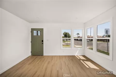 Living - 1000 W 131st, Compton, CA 90222 photo 5 of 5