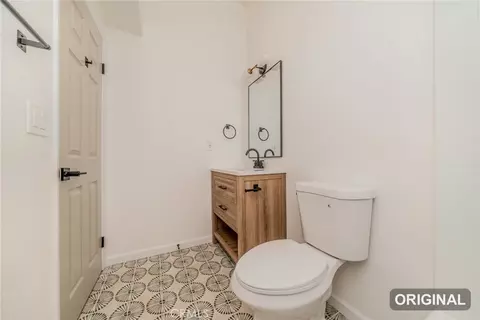 Bath - 1041 Sunset Cir, Rialto, CA 92376 photo 7 of 7