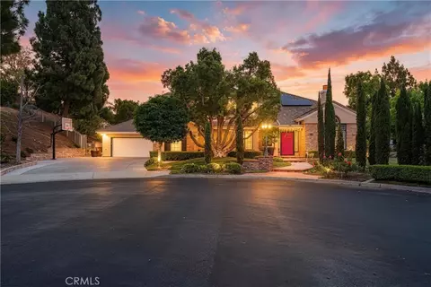 27880 Mount Whitney, Yorba Linda, CA 92887