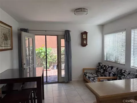 6975 Agra, Commerce, CA 90040 photo 3