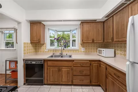 Kitchen - 1300 S Date Ave, Alhambra, CA 91803 photo 2 of 3
