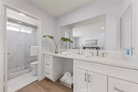 Bath - 1189 E 14th St, Upland, CA 91786 photo 1 of 3