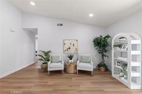 Entry Way - 1189 E 14th St, Upland, CA 91786 photo 1 of 2