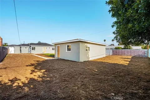 Exterior - 910 N Tajauta, Compton, CA 90220 photo 3 of 3