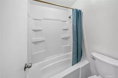 Bath - 3708 Baldwin Ave #10, El Monte, CA 91731 photo 4 of 5