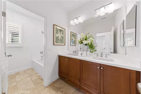 Entry Way - 54 Painted Cameo, Irvine, CA 92602 photo 4 of 4