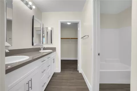 Bath - 15120 Badillo St #D, Baldwin Park, CA 91706 photo 3 of 4