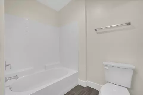 Bath - 15120 Badillo St #D, Baldwin Park, CA 91706 photo 4 of 4