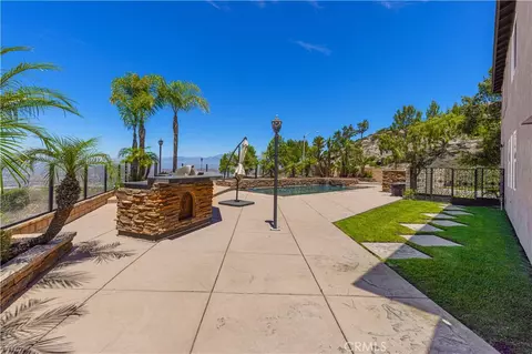Exterior - 18458 Lakepointe, Riverside, CA 92503 photo 4 of 9