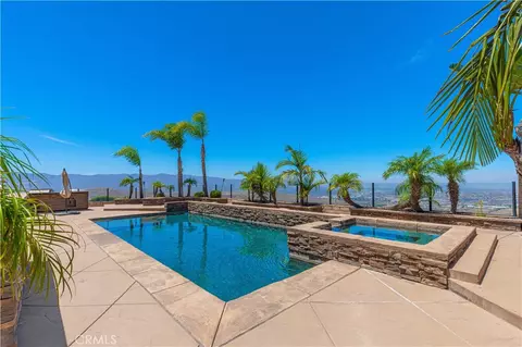 Exterior - 18458 Lakepointe, Riverside, CA 92503 photo 9 of 9