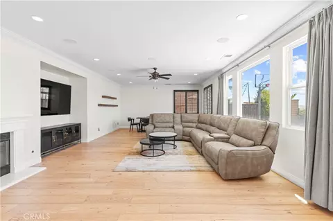 Living - 18458 Lakepointe, Riverside, CA 92503 photo 2 of 5
