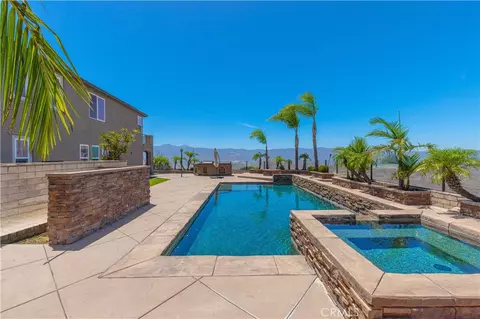 Exterior - 18458 Lakepointe, Riverside, CA 92503 photo 8 of 9