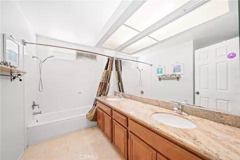 Bath - 905 N Bridle Path Ln, Walnut, CA 91789 photo 3 of 4