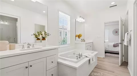113 Chestnut Grv, Irvine, CA 92620 photo 37