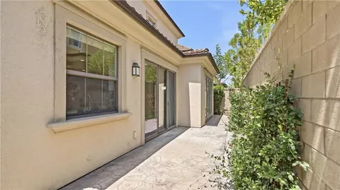 Exterior - 113 Chestnut Grv, Irvine, CA 92620 photo 3 of 4